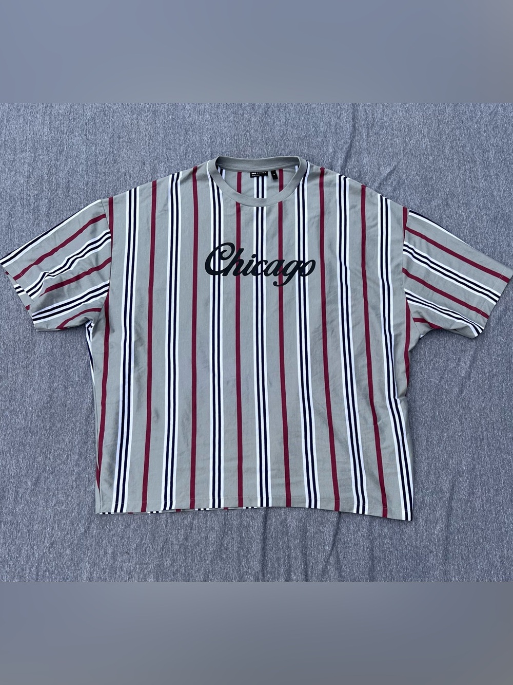 ASOS DESIGN Oversize T-Shirt with City Print- Men’s Medium -Chicago Striped Tee